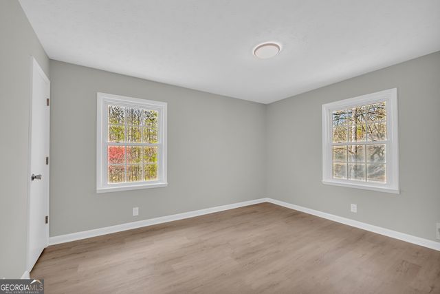 348 Knottywood Drive, Lavonia, GA 30553