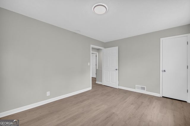 348 Knottywood Drive, Lavonia, GA 30553