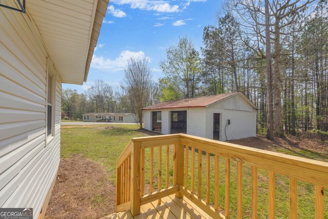 348 Knottywood Drive, Lavonia, GA 30553