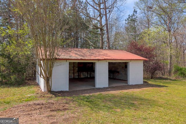348 Knottywood Drive, Lavonia, GA 30553