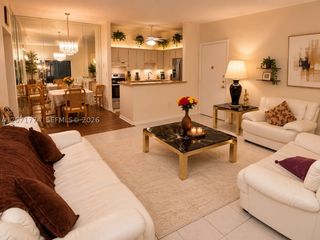 9964 N Belfort Cir 201, Tamarac, FL 33321