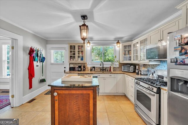 220 West Drive, Dublin, GA 31021