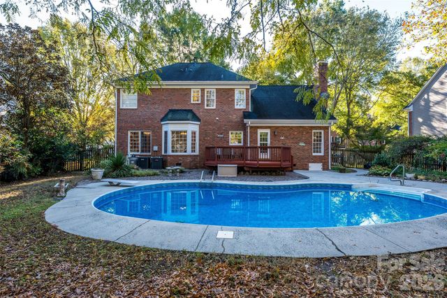 6709 Fairhope Court, Charlotte, NC 28277
