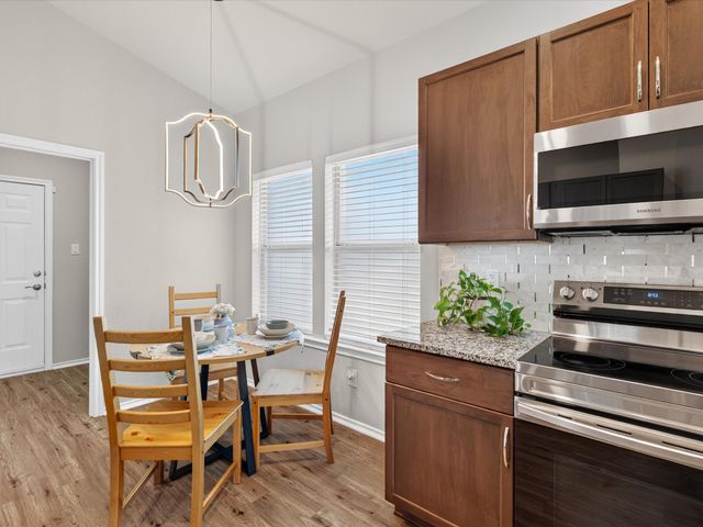 1710 Twin Hills Way, Princeton, TX 75407