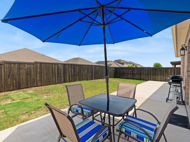 1710 Twin Hills Way, Princeton, TX 75407