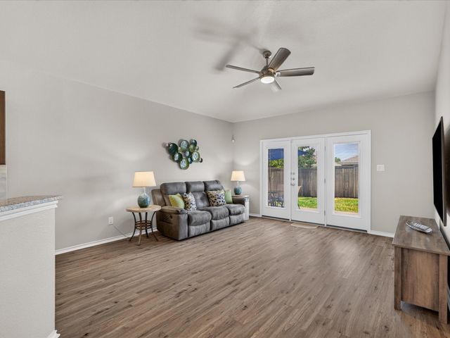 1710 Twin Hills Way, Princeton, TX 75407