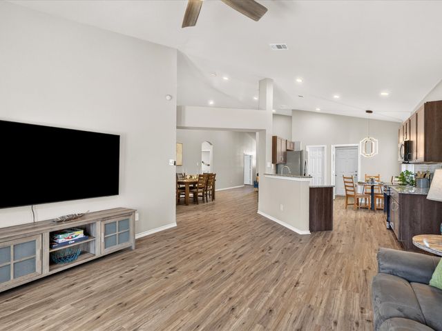 1710 Twin Hills Way, Princeton, TX 75407