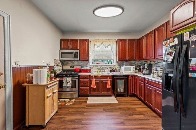 42-44 SCHEERER AVE, Newark, NJ 07112