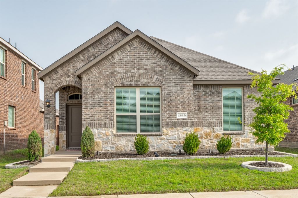1529 Bennington Lane, Celina, TX 75009