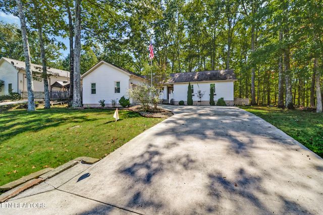 140 Shelley Lane, Crossville, TN 38558