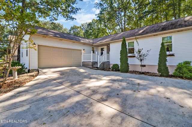 140 Shelley Lane, Crossville, TN 38558