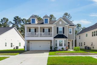 537 Yellow Leaf Lane, Summerville, SC 29486