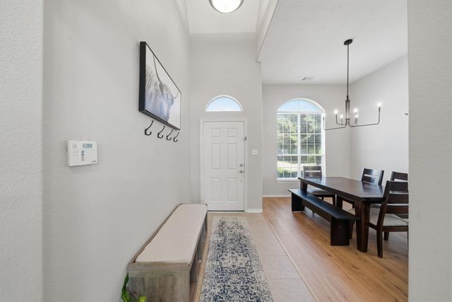 9207 Hidden Court, Magnolia, TX 77354