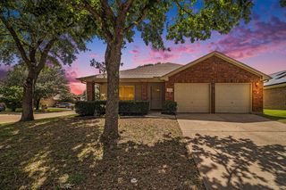 11501 Cactus Springs Drive, Fort Worth, TX 76244