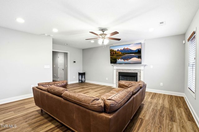 1265 Lemongrass Drive, Jonesborough, TN 37659