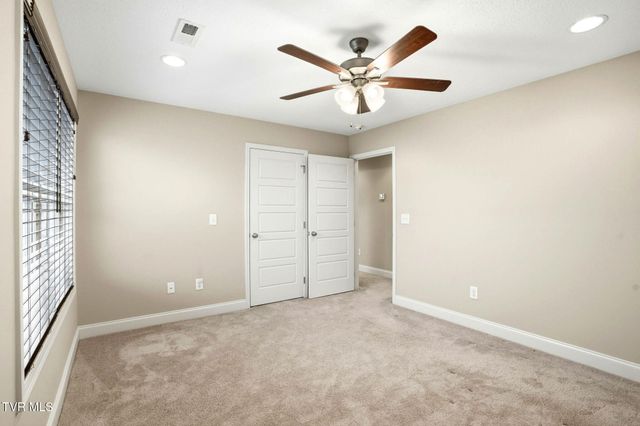 1265 Lemongrass Drive, Jonesborough, TN 37659