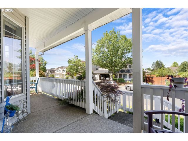 5758 Nw CRADY Ln, Portland, OR 97229