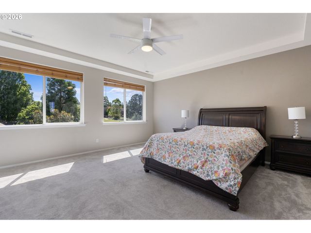 5758 Nw CRADY Ln, Portland, OR 97229