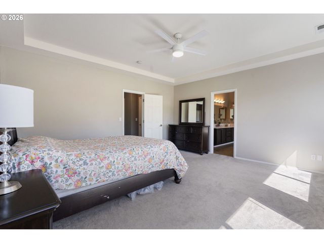 5758 Nw CRADY Ln, Portland, OR 97229