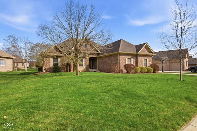 2399 Forest Hills Boulevard, Greenwood, IN 46143
