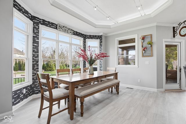 2399 Forest Hills Boulevard, Greenwood, IN 46143