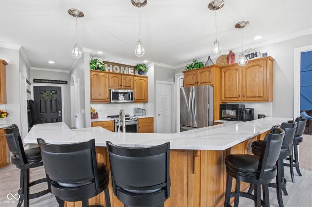 2399 Forest Hills Boulevard, Greenwood, IN 46143