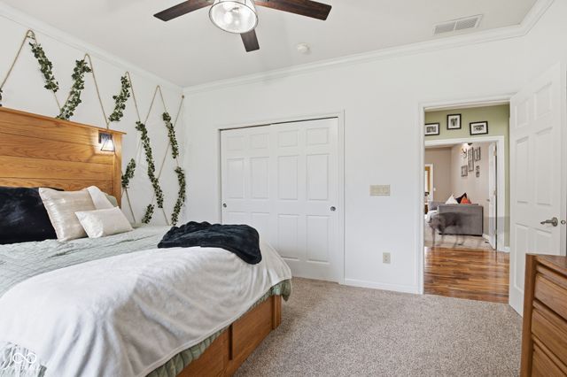 2399 Forest Hills Boulevard, Greenwood, IN 46143