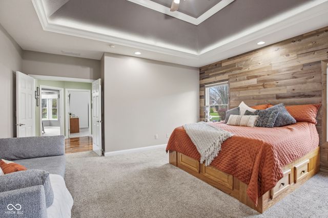 2399 Forest Hills Boulevard, Greenwood, IN 46143