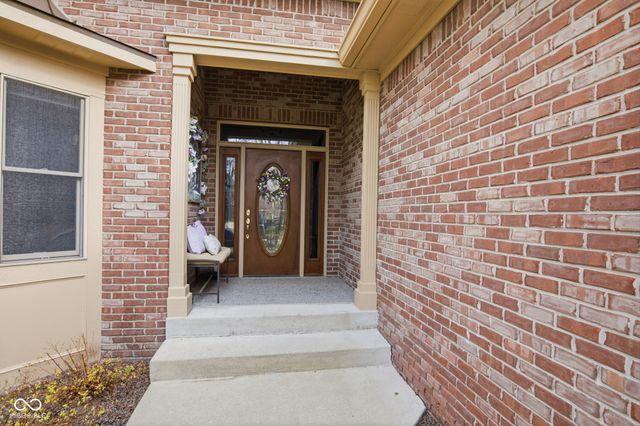 2399 Forest Hills Boulevard, Greenwood, IN 46143