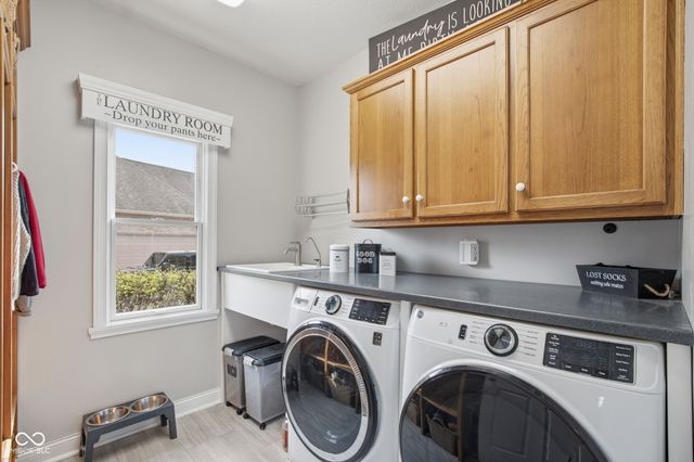 2399 Forest Hills Boulevard, Greenwood, IN 46143