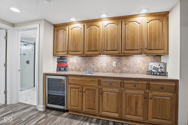 2399 Forest Hills Boulevard, Greenwood, IN 46143