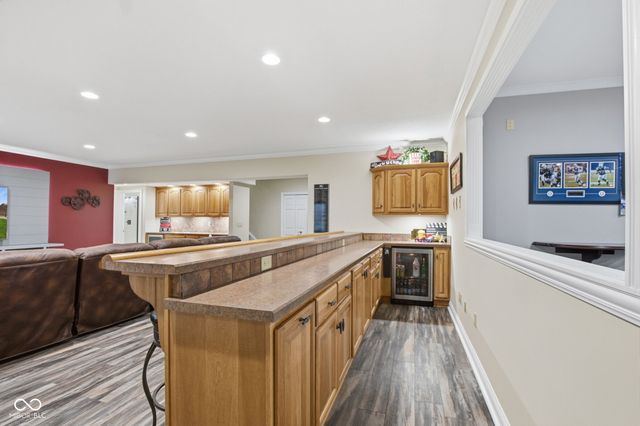 2399 Forest Hills Boulevard, Greenwood, IN 46143