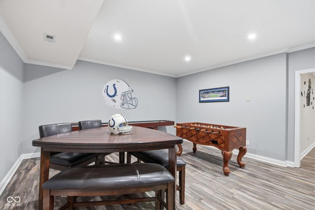 2399 Forest Hills Boulevard, Greenwood, IN 46143