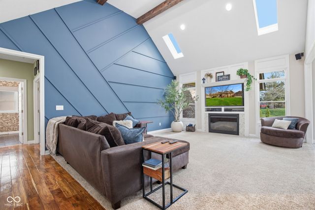2399 Forest Hills Boulevard, Greenwood, IN 46143