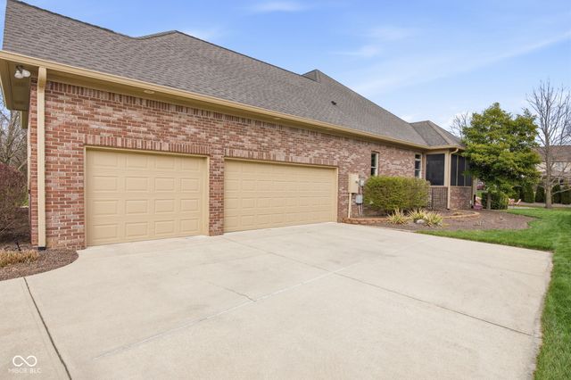 2399 Forest Hills Boulevard, Greenwood, IN 46143