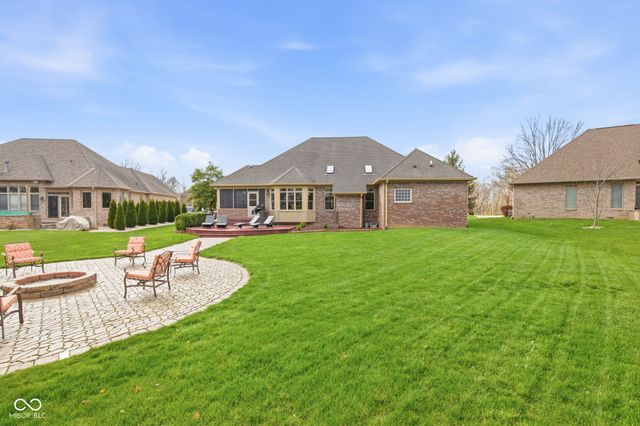 2399 Forest Hills Boulevard, Greenwood, IN 46143