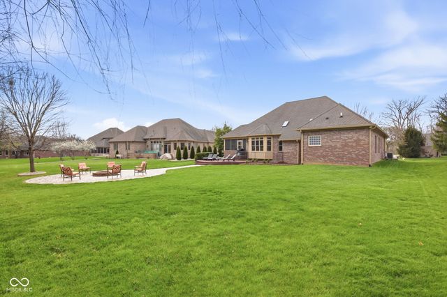 2399 Forest Hills Boulevard, Greenwood, IN 46143