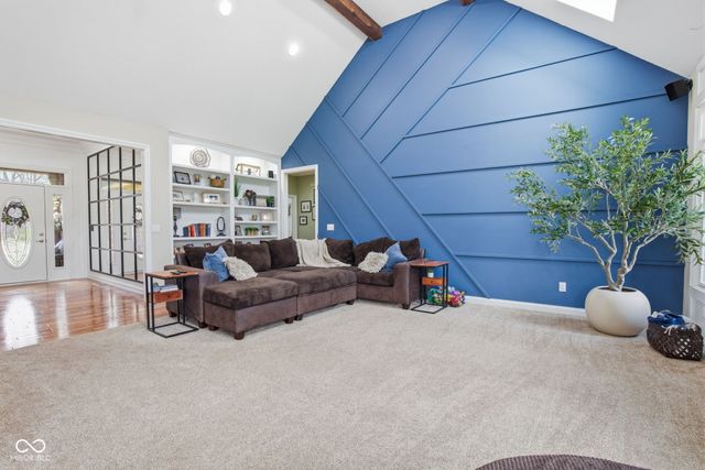 2399 Forest Hills Boulevard, Greenwood, IN 46143