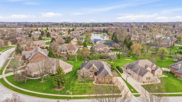 2399 Forest Hills Boulevard, Greenwood, IN 46143