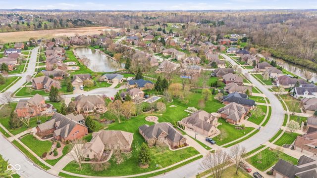 2399 Forest Hills Boulevard, Greenwood, IN 46143