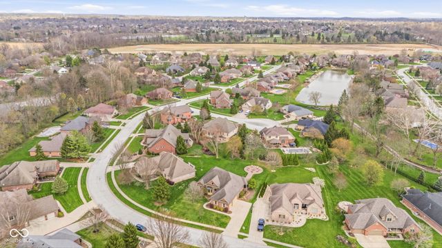 2399 Forest Hills Boulevard, Greenwood, IN 46143
