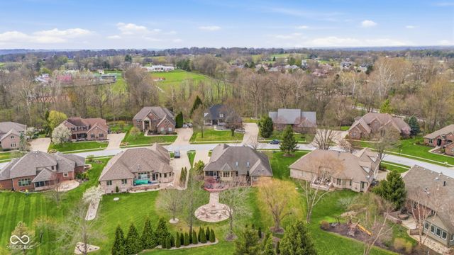 2399 Forest Hills Boulevard, Greenwood, IN 46143