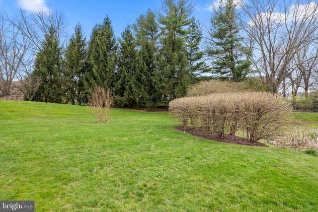 1136 MAXWELL MNR, Warwick, PA 18974