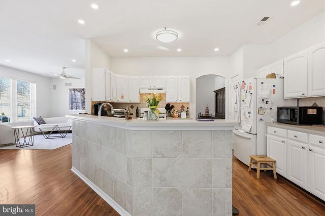 1136 MAXWELL MNR, Warwick, PA 18974