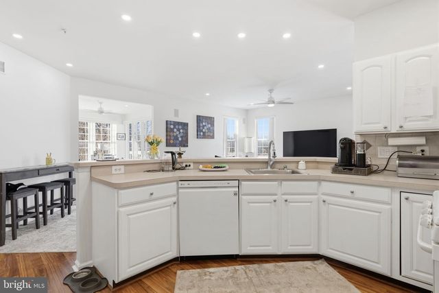 1136 MAXWELL MNR, Warwick, PA 18974