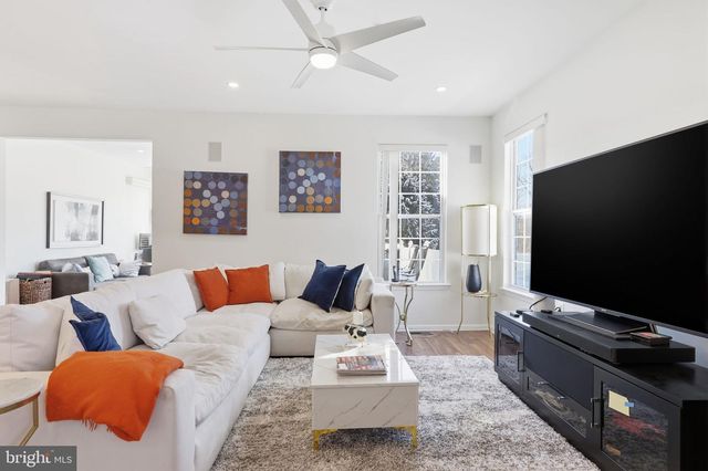 1136 MAXWELL MNR, Warwick, PA 18974