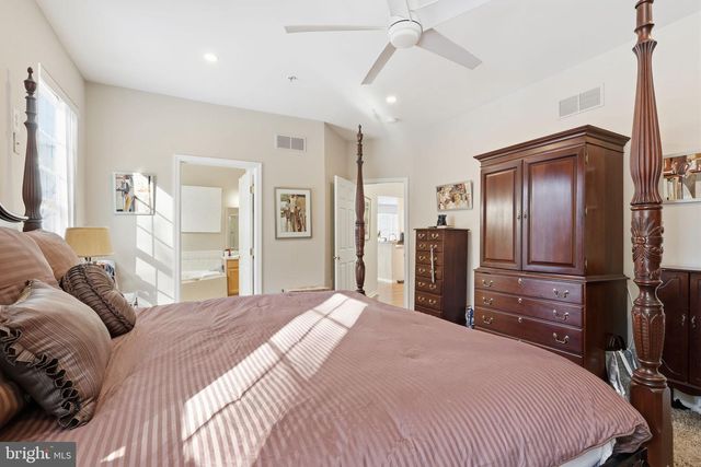 1136 MAXWELL MNR, Warwick, PA 18974