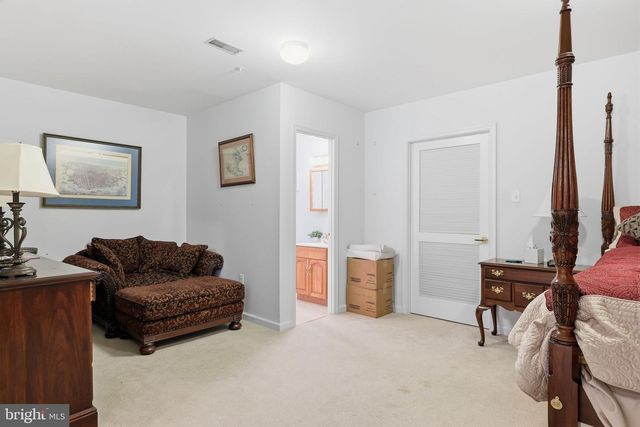 1136 MAXWELL MNR, Warwick, PA 18974