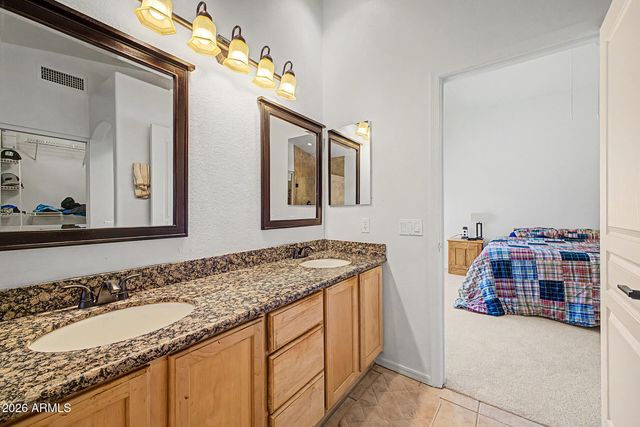 3056 E SWEETWATER Avenue, Phoenix, AZ 85032