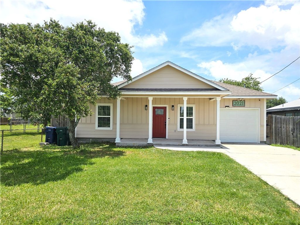 2021 Orange St, Corpus Christi, TX 78418